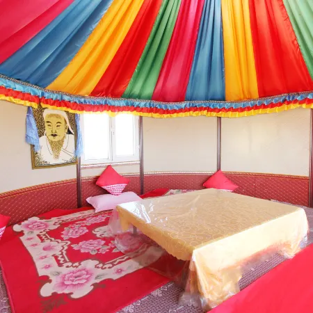 Amani Bread & Ger · Mongol Ger Guesthouse (Xilamuren Grassland)