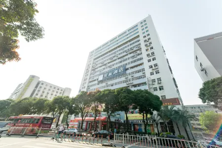 Yijia Hotel