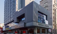 Homeinn Selected Hotel (Dandong Railway Station Post and Telecommunications Building) Hotel di Dandong