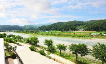 Eco Poolvilla Gapyeong