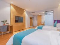 Y酒店(西安泾渭工业园店) - 舒适双床房