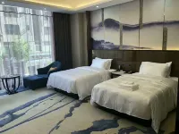 Xinping Huayu Hotel