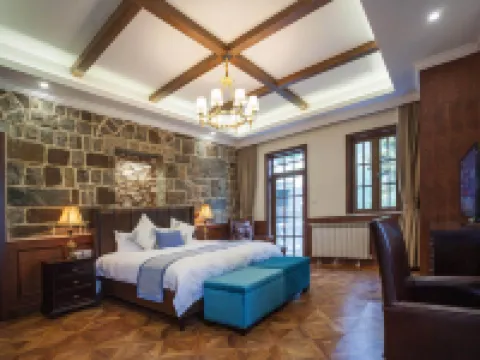 皇后飯店（莫幹山風景區店） 鄰近莫干山風景區-滴翠潭的酒店