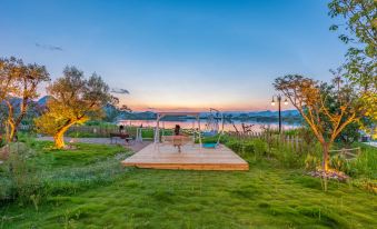 Puzheheiyeyu Countryside Lake View Boutique Hotel
