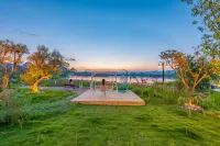 Puzheheiyeyu Countryside Lake View Boutique Hotel