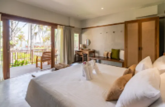 Banana Fan Sea Resort