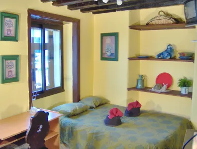 Apartamentos Monasterio de San Antonio Отели рядом с достопримечательностью «tenerife»