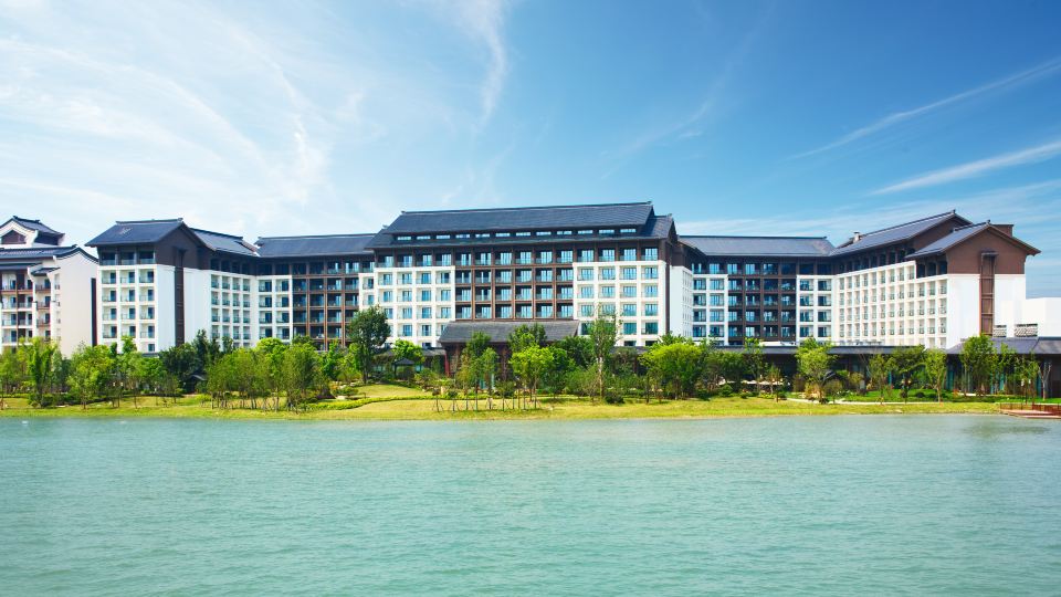Crowne Plaza WUXI LAKE VIEW by IHG