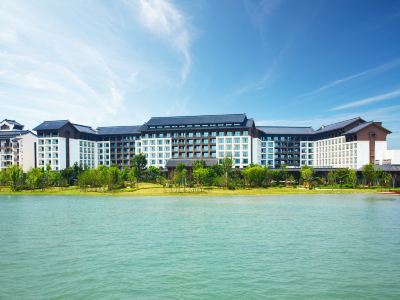 Crowne Plaza WUXI LAKE VIEW by IHG