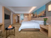 Vienna Hotel (Wuhan Aeon Jiangxiaketing Metro Station) Hotels near Wuhan University of Engineering Science