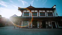 Wuyi Mountain Skyscape Mountain Room