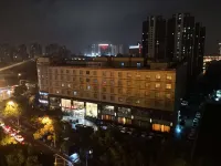 譽興大飯店（崑山高鐵南站柏廬南路店） - 2 星級
