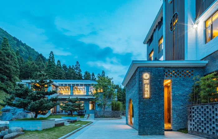 Longquan Fengyu Villa