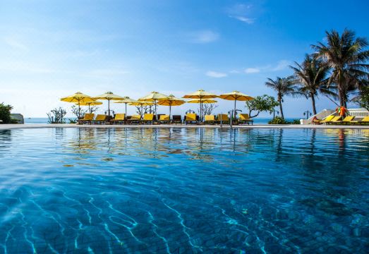 Allezboo Beach Resort & Spa Hotel Overview