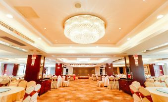 Chuanyu Holiday Hotel