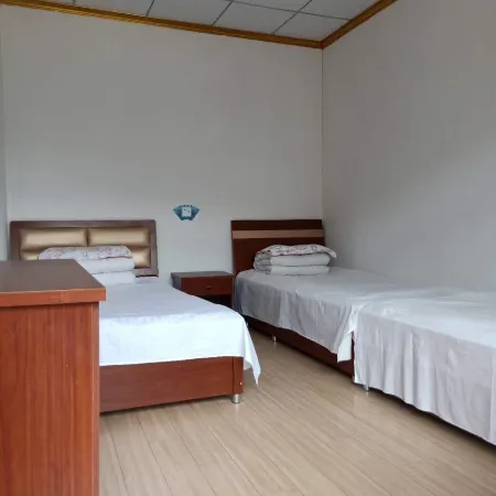 Lintan Wofoshan Farm stay