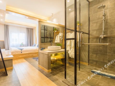 Tingting Guesthouse (Xi'an Huimin Street Guangji Street)