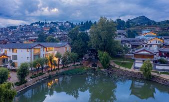 Qinhuxuan Lake View Garden Inn