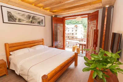 Dajiuhu Jingxi Huakai Homestay Hôtels à proximité de : Banbi Rock