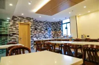 Qingmu Select Hotel (Ma'anshan He County Xiangquan)