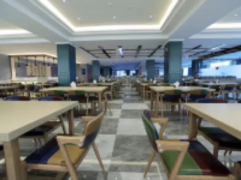 LANOU Hotel (Taibus Banner Jianshe South Road) Hotels in Taibus Banner