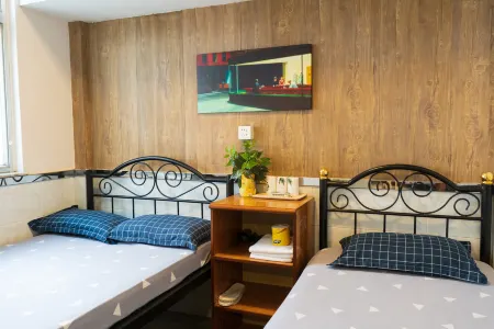 Hakkas Guesthouse (Jordan Metro Station B1 Exit) Отели рядом с достопримечательностью «Университет образования Гонконга»