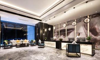 Rezen Dong Hotel (Chengdu Chunxi Road Tianfu Square Subway Station Branch)