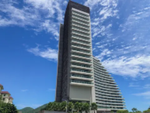Central Coast Sea View Hotel Hotels near No.1 Farmers Market