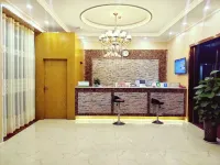 Zhongjiang BoYue Fashion Hotel