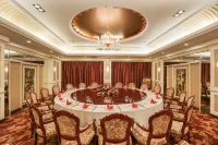 East Hotel Hotels in Longchang