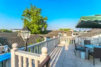 Zhuxing Yaju Hostel Hotels in Inside Tongli Ancient Town