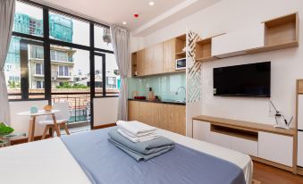 Cozrum Homes Ly Chinh Thang