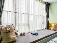 惠州小径湾一粒沙亲子轻奢度假公寓 - 梦游仙境主题三居室套房
