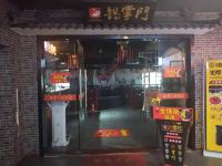 广州机场路鹤龙雅斯特国际酒店 - 酒店附近