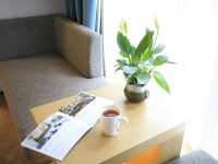 曼哈顿酒店(南宁广西大学店) - 豪华大床房