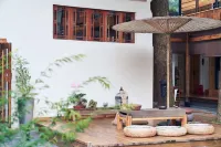 Chongzhou Nan she Zi Man Homestay Hotels in Jiezi ancient town