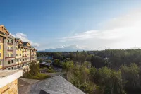 Crowne Plaza RESORT CHANGBAISHAN HOT SPRING by IHG - vue sur la montagne