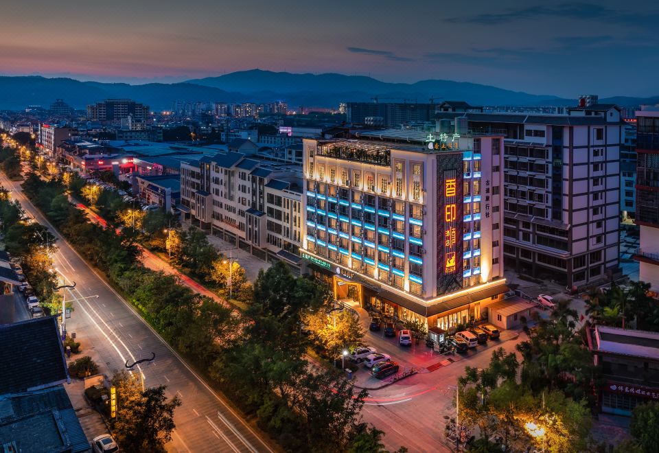 hotel overview picture
