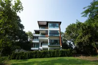 Reiz - Private Residence 도이 수텝 호텔