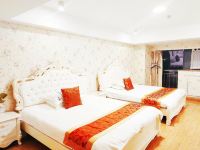 南京斯维登度假公寓(河西万达广场) - 标准双床房