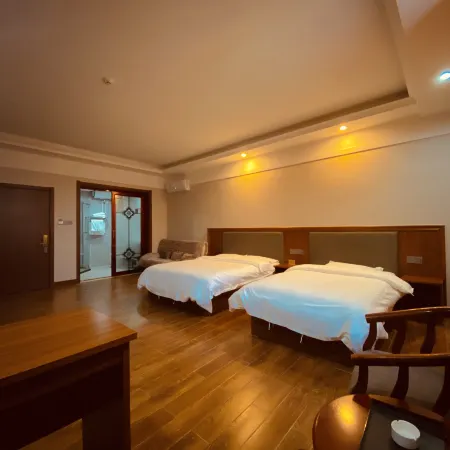 Sunite Youqi Oasis Business Hotel