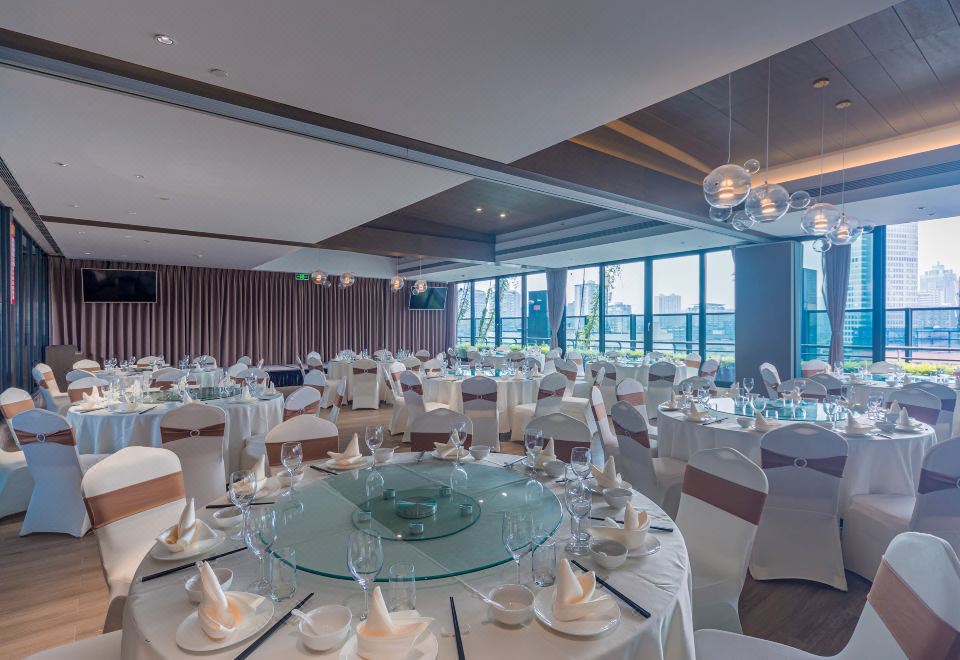 호텔 로비 이미지