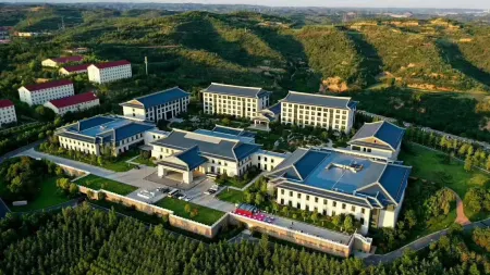 Xiaolangdi Zhongzhou International Hotel