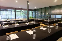 Interpark Hotel & Residence, Eastern Seaboard Rayong Hotels in Pluak Daeng