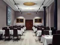 Michelangelo Grand Hotel Các khách sạn gần Thành phố Lucerna