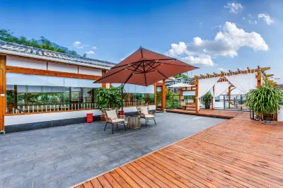 Dujiangyan Floating Spa Resort Villa 훙커우 화곡 주변 호텔