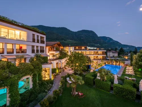 Hotel Ansitz Plantiz فنادق في ميرانو