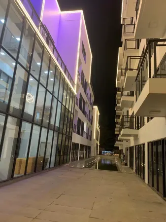 520 Seaview Hotel