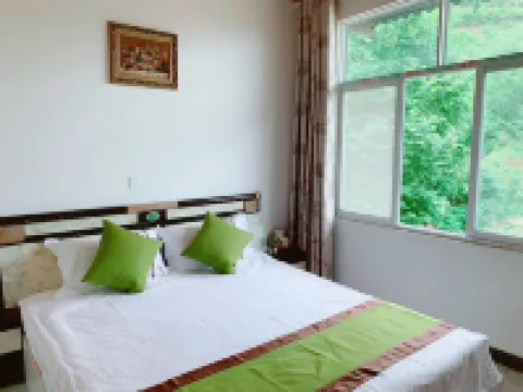 雅安誠信茶莊中国式旅館 蒙頂山周辺のホテル