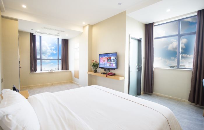 Huanyu Hotel